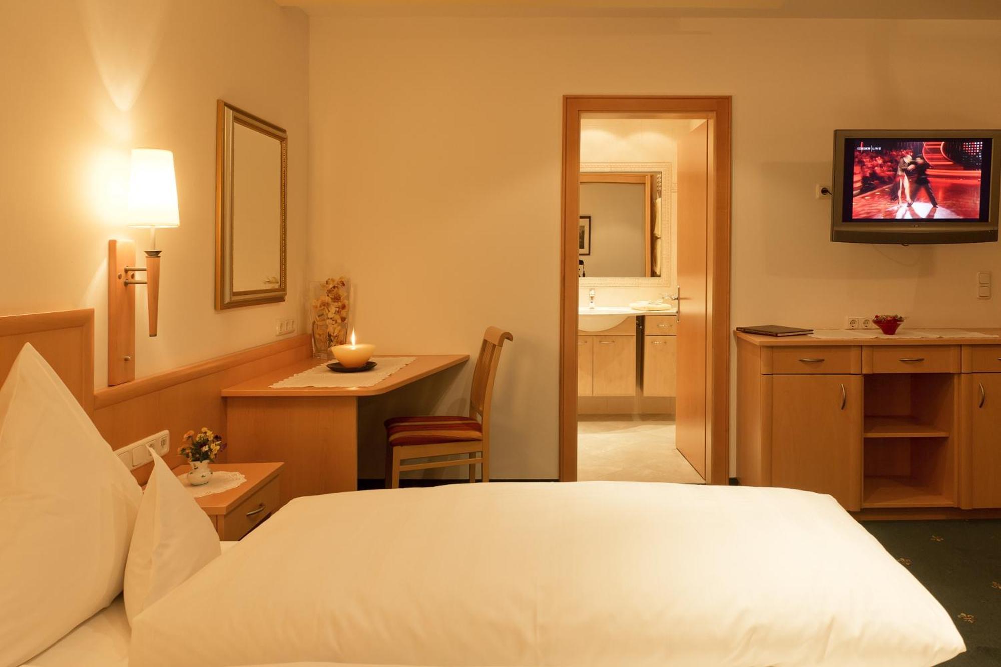 Hotel Angelika St. Anton am Arlberg Rom bilde